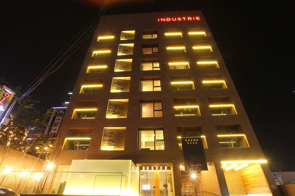 Industrie Business Hotel Busan Exterior photo